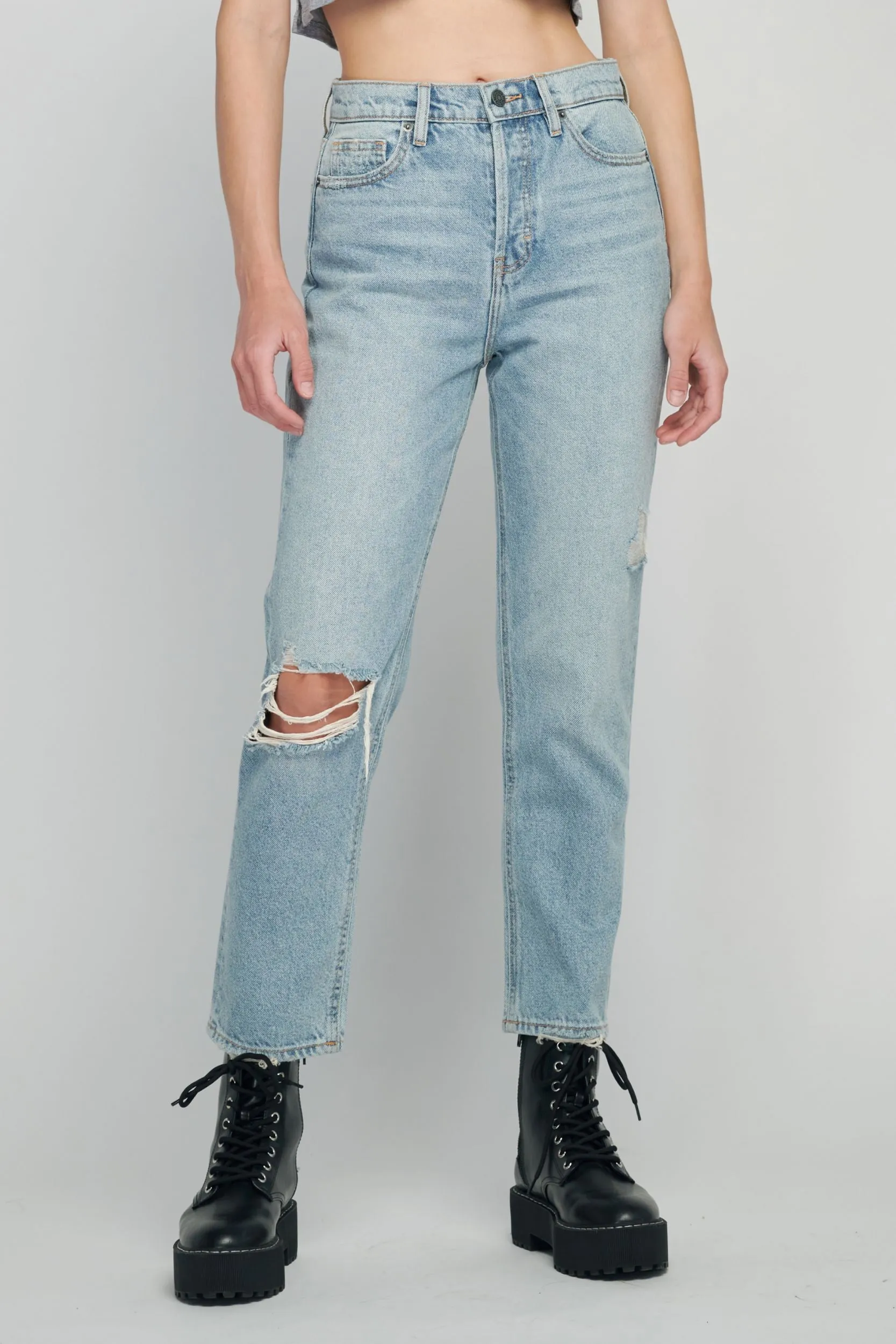 Hidden Distressed Straight Jean