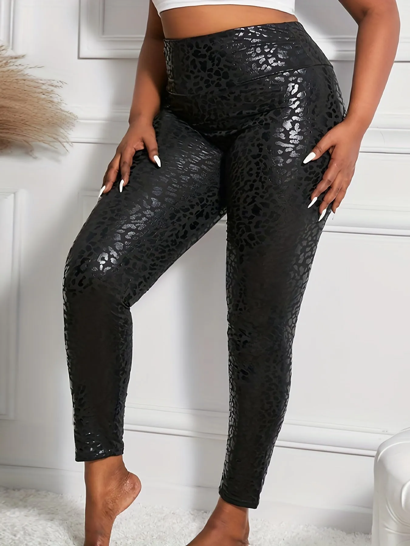 Hourglass High Waist Skinny Leggings your goto casual staple