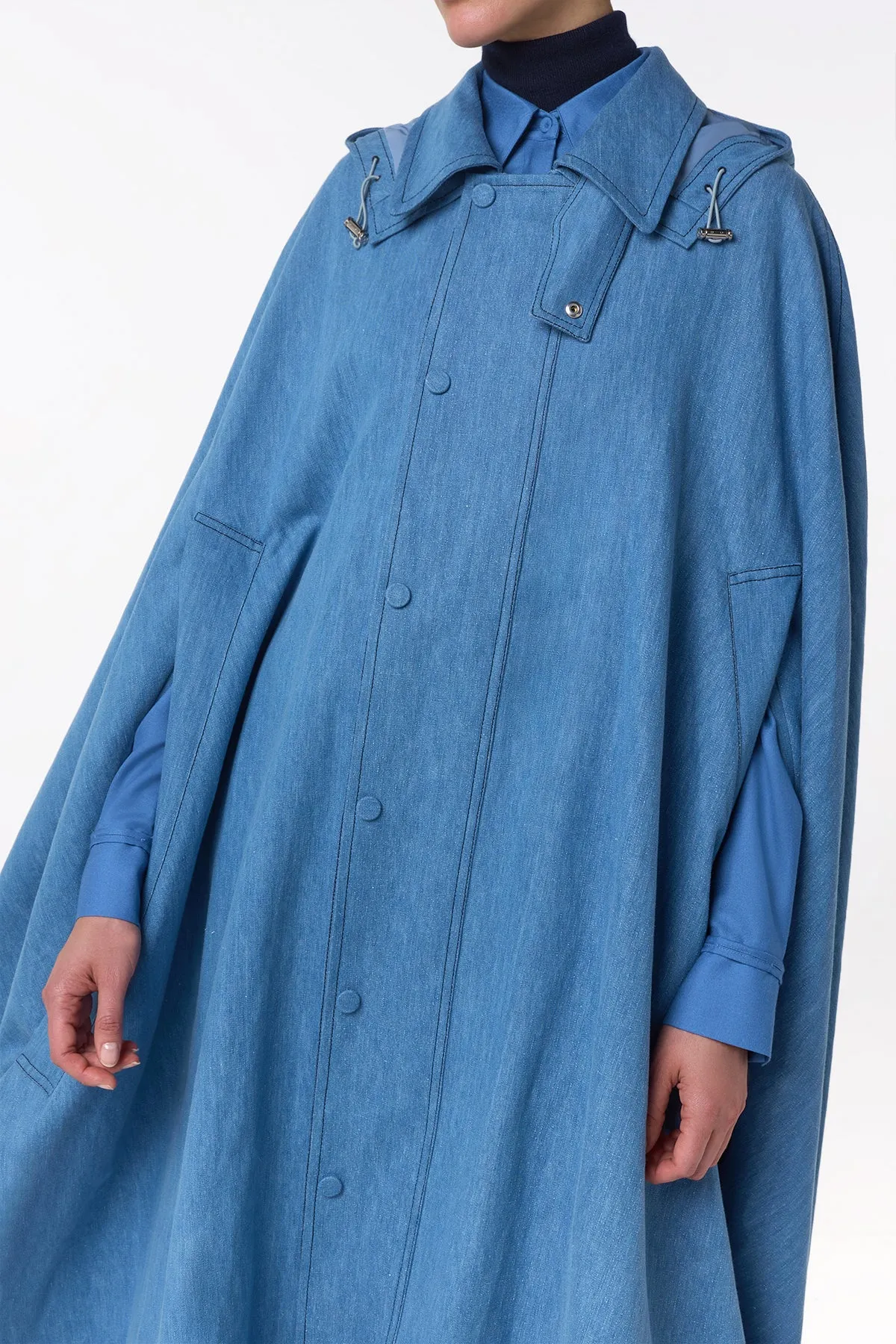 Sway Parker Cape in Light Blue Recycled Cotton Linen