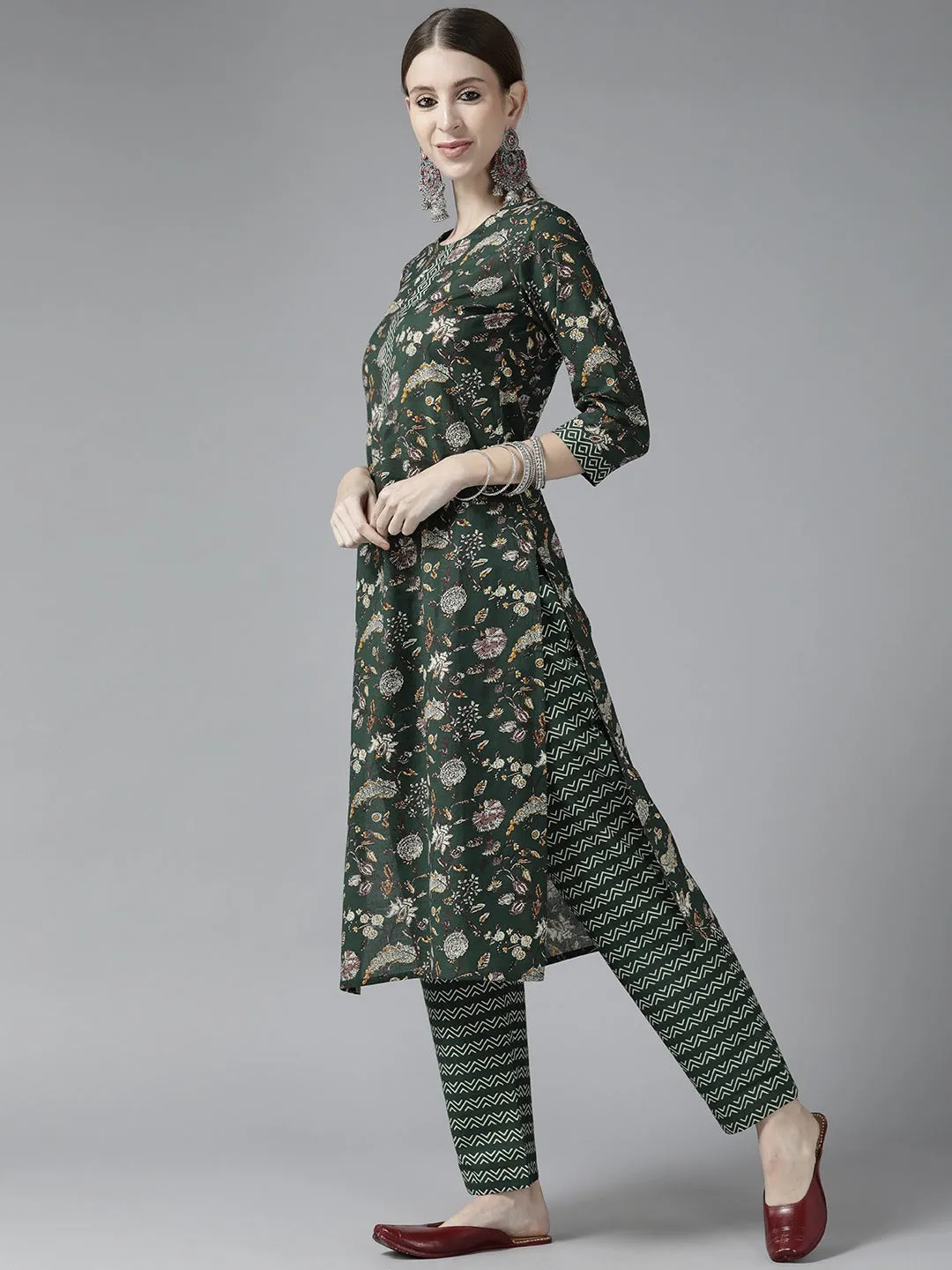 Women Green Cotton Kurta Set With Dupatta